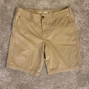 Urban Pipeline Men's Khaki Flat Front Shorts